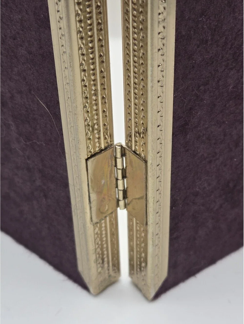 Vintage Gold Tone Metal Double 8x10 Picture Frame Bi Fold Hinged MCM Desktop